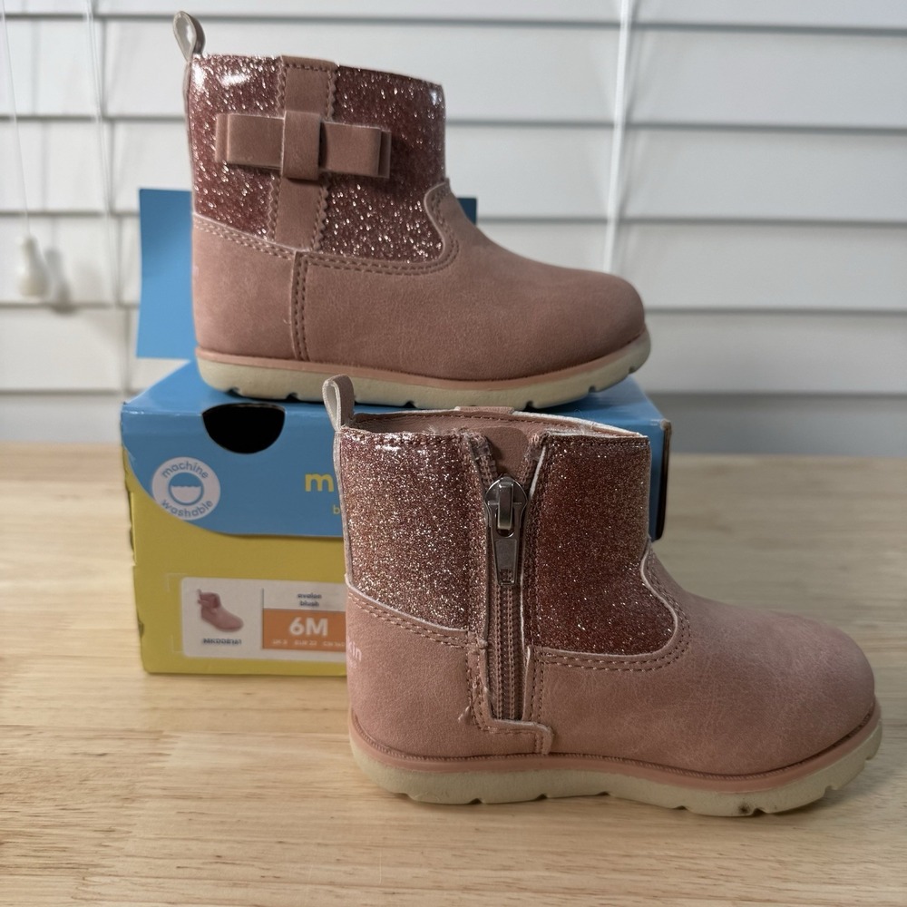 Munchkin by Stride Rite Little Girl's Size 6M Avalon Pink Glitter Side-Zip Boots